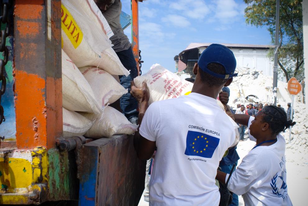 Earthquake in Haiti: illustration of the EU humanitarian aid