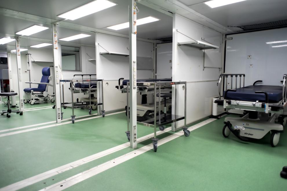 Coronavirus - Setting up of a mobile hospital in France